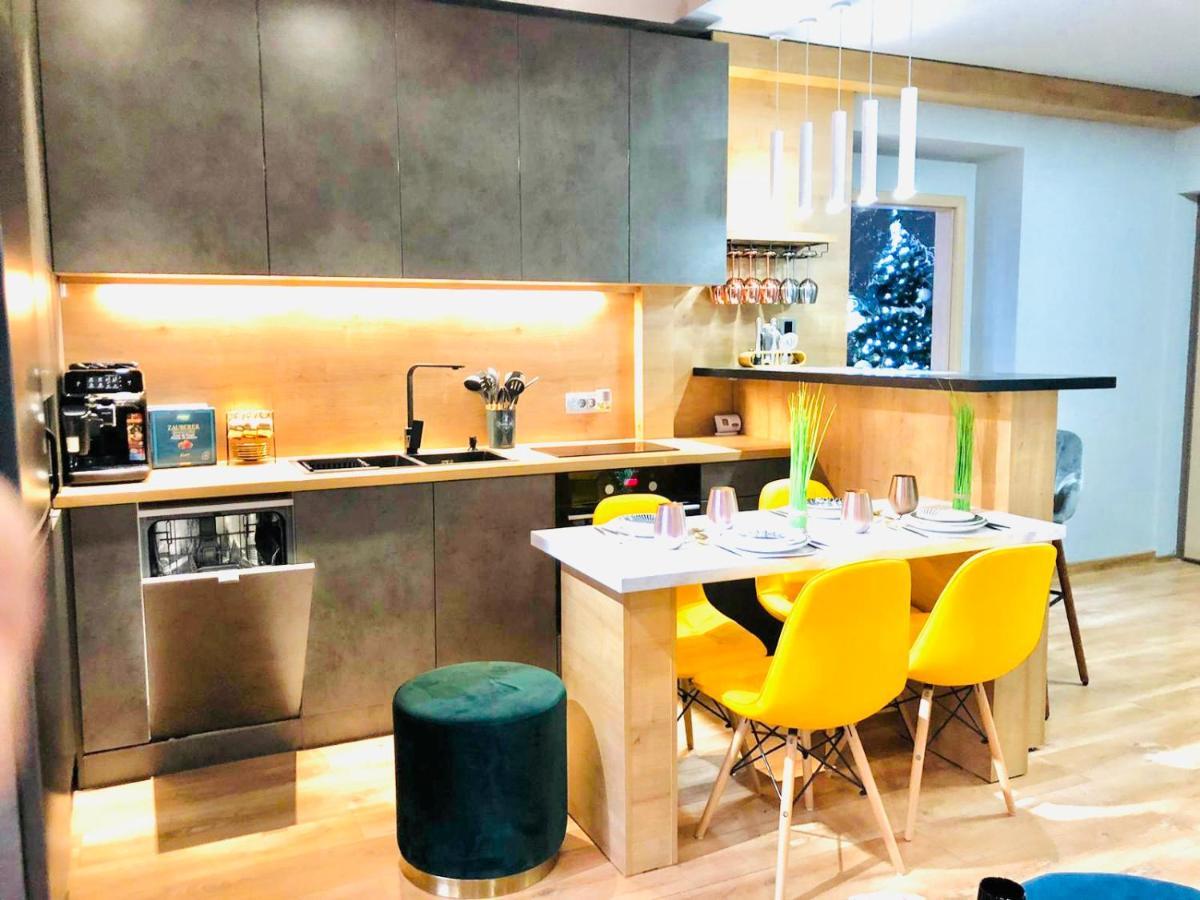 Maya Luxury Residence Poiana Brasov Esterno foto